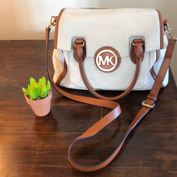 Michael Kors Handbags - MICHAEL KORS Margo Vanilla Leather Satchel Bag